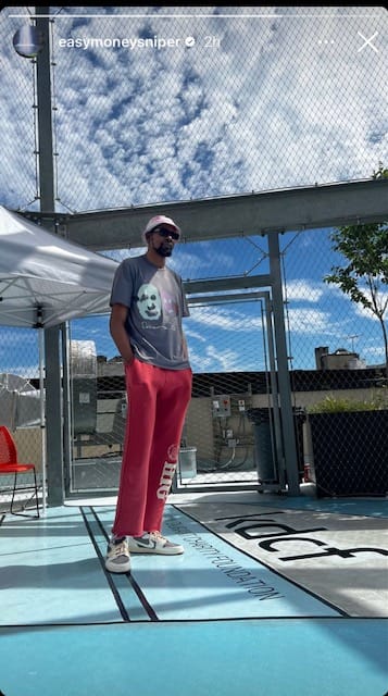 Kevin Durant wears Travis Scott x Air Jordan 1 sneakers on July 26, 2022.